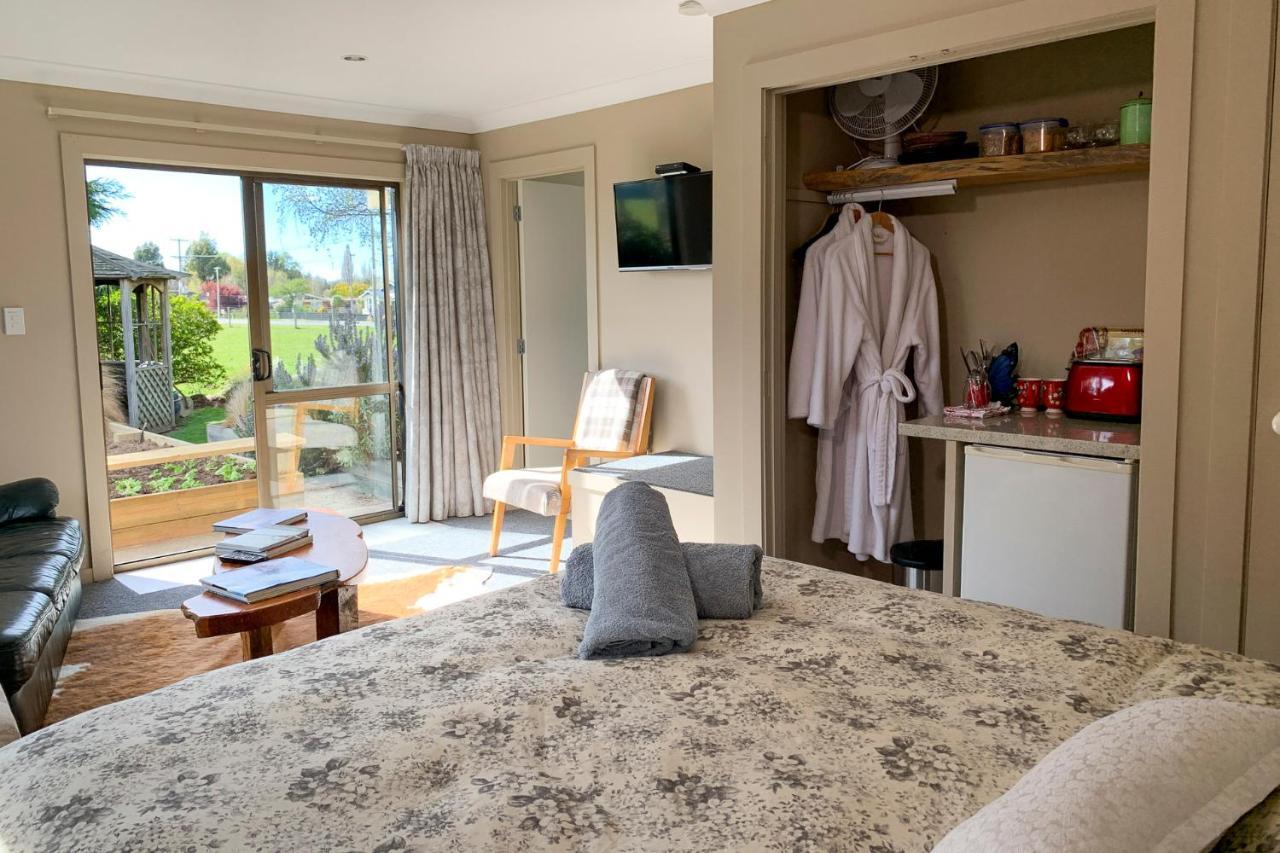 Trout 'N' Trail B&B Ranfurly Buitenkant foto